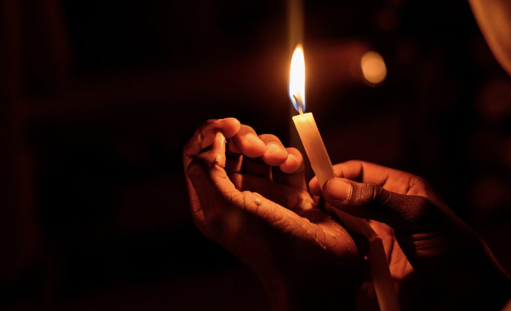 tussen overlijden en uitvaart